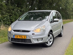 Ford S-Max - 2.0-16V | | Airco + Cruise control Nu € 1.750,