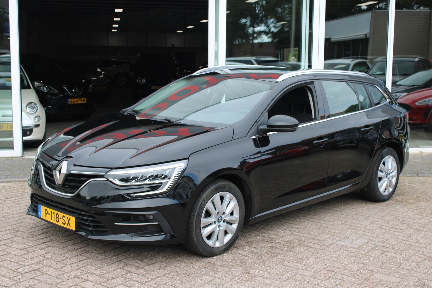Renault Mégane E-Tech - Estate 1.6 Plug-In Hybrid 160 Business Zen - AutoWereld.nl