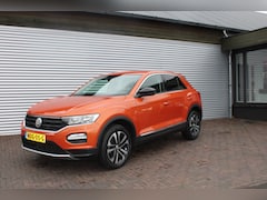 Volkswagen T-Roc - 1.5 TSI Style Business AUTOMAAT