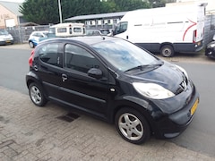 Peugeot 107 - 1.0-12V XS Urban Move zeer nette automaat
