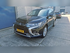 Mitsubishi Outlander - 2.4 PHEV Intense+ 2e eigenaar Navigatie NAP