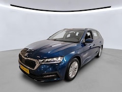 Skoda Octavia Combi - 1.0 TSI 110PK Ambition / Navigatie / LM 16 inch / Parkeersensoren A/ LED / Trekhaak
