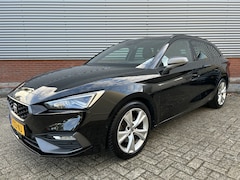 SEAT Leon Sportstourer - 1.5 eTSI FR Business Intense | Automaat | Trekhaak | Stoelverwarming | Stuurverwarming | S