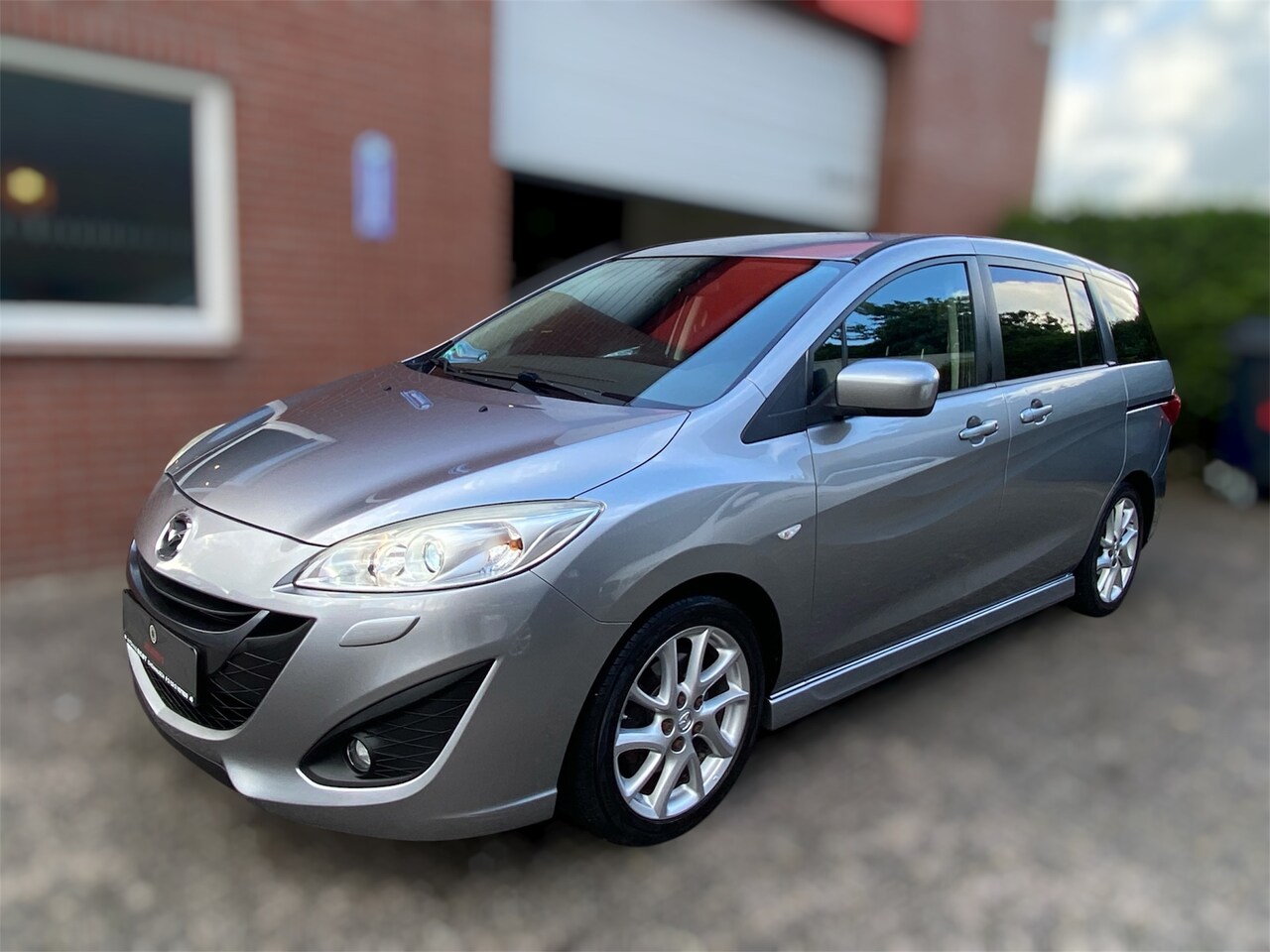 Mazda 5 - 2.0 GT-M Sport/ 7zits/ Leer/trekhaak/Xenon - AutoWereld.nl