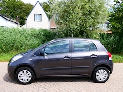 Toyota Yaris - 1.0 VVTi Acces 5-deurs 2e eigenaar Zuinig Degelijk Historie