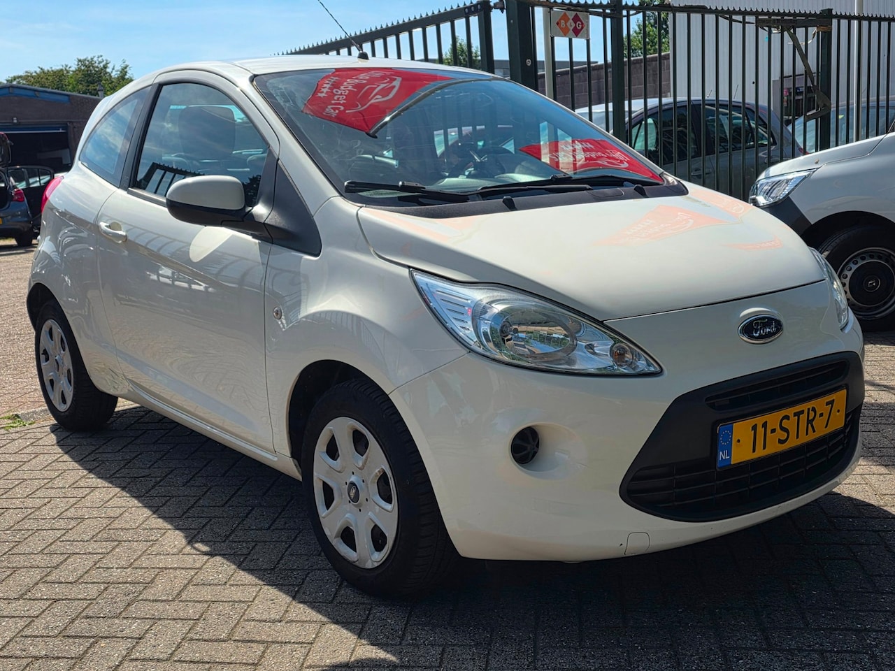 Ford Ka - 1.2 Cool & Sound start/stop airco elektrische ramen cv op afs - AutoWereld.nl