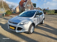 Ford Kuga - 1.5 Titanium Plus motorschade