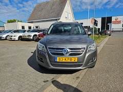 Volkswagen Tiguan - 1.4 TSI Sport&Style