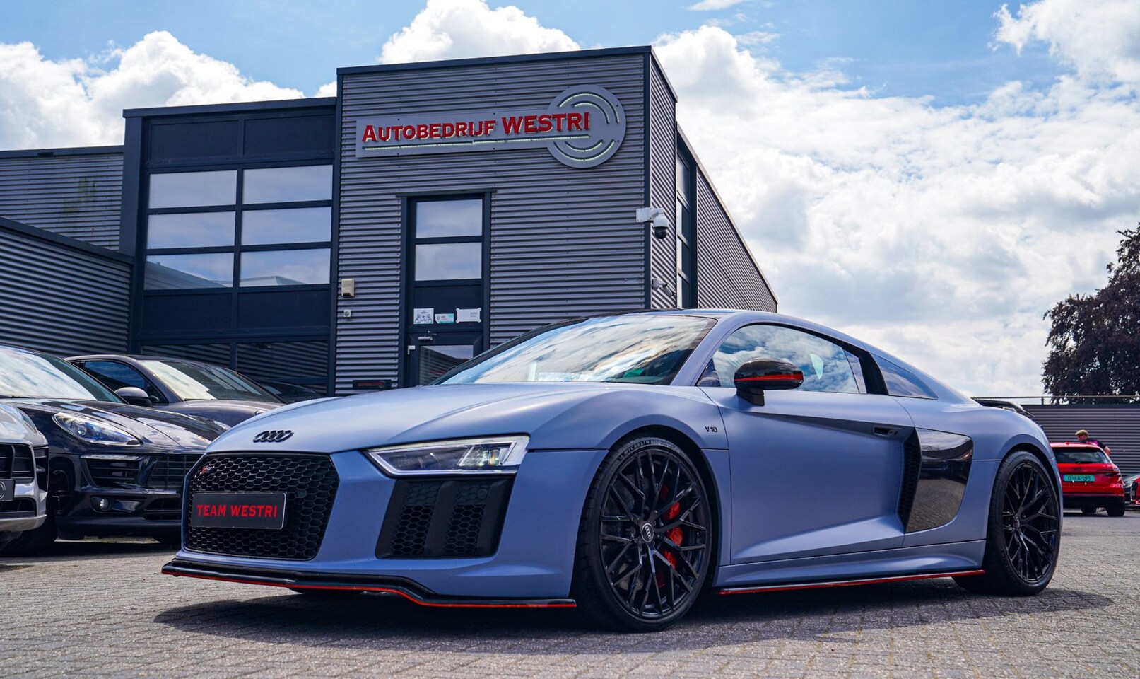 Audi R8 - 5.2 FSI Quattro Plus | Carbon | Maxton | Bang&Olufsen | Keramisch | Armytrix Titanium uitl - AutoWereld.nl