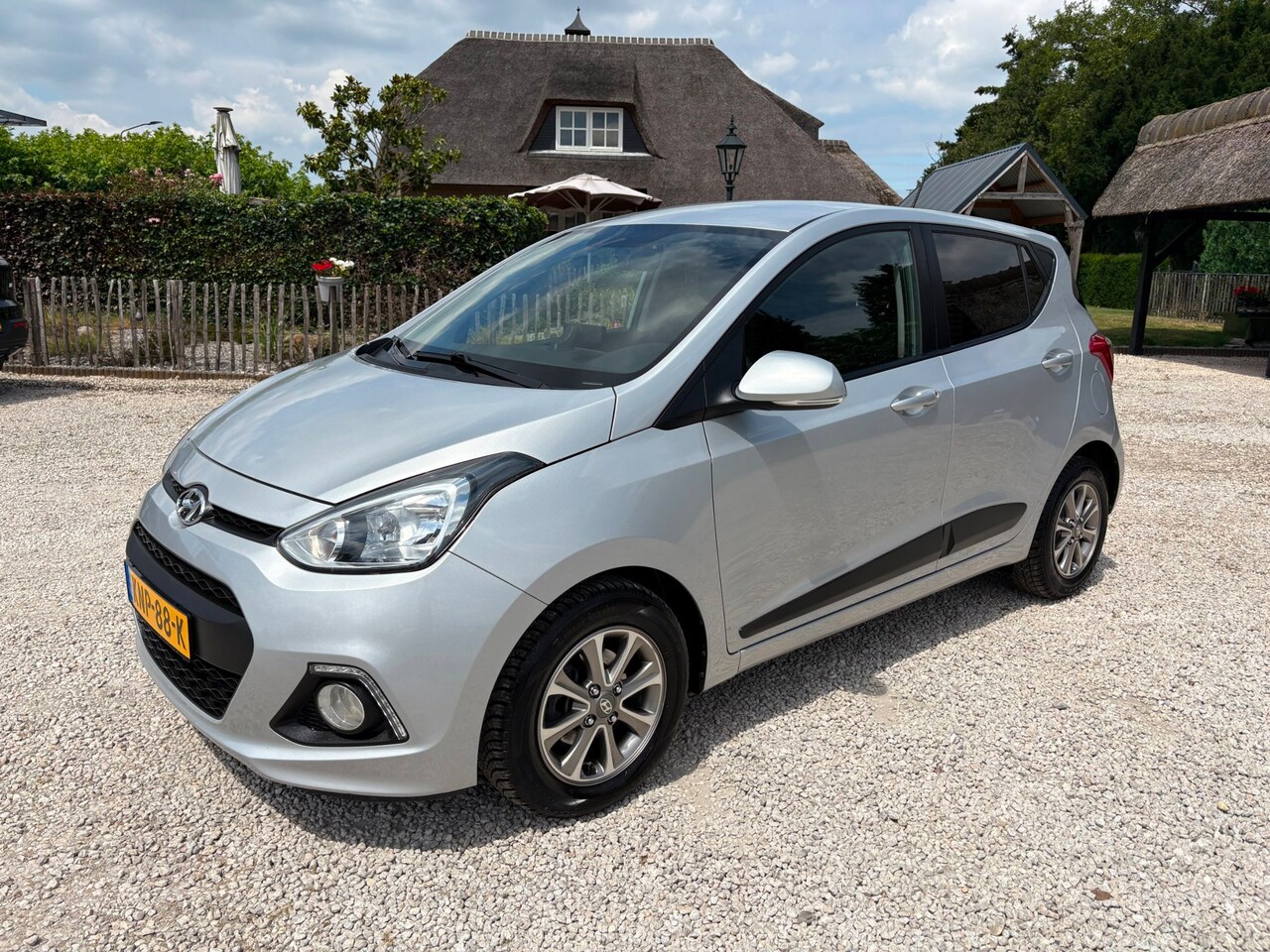 Hyundai i10 - 1.0i Comfort Climate, Cruise, LED - AutoWereld.nl