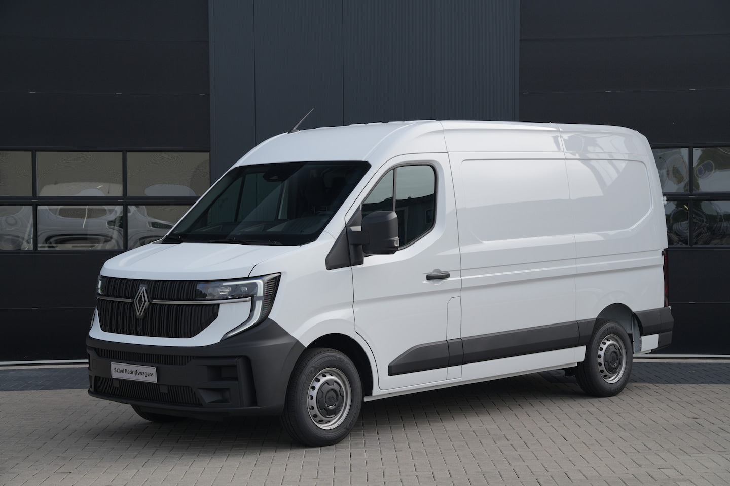 Renault Master E-Tech - T35 L2H2 Advance Long Range 87 kWh 143pk - Navi - Camera - Betimmering - Trekhaak - Blind - AutoWereld.nl