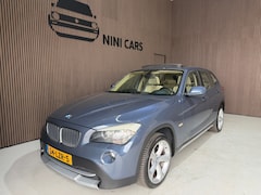 BMW X1 - SDrive18i Executive Pano/Navi/Xenon/Goed onderhouden