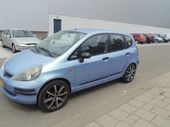 Honda Jazz - 1.2 5 deurs trekhaak apk 07-2027