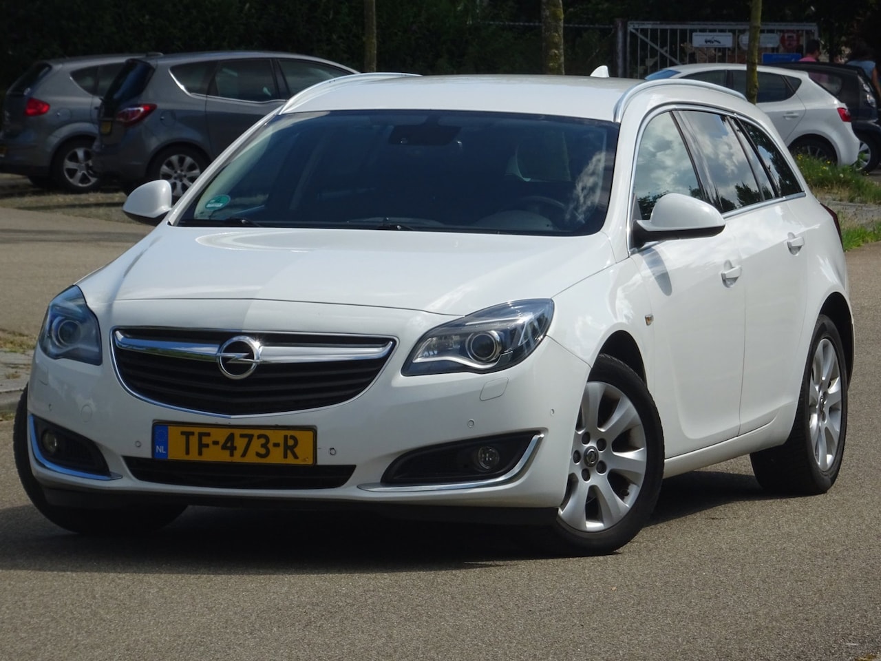 Opel Insignia Sports Tourer - 2.0 CDTI AUTOMAAT NAVI/CAMERA - AutoWereld.nl