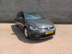 Volkswagen Golf - 1.5 TSI Highline Business R