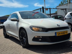 Volkswagen Scirocco - 2.0 TSI Zeer netjes 200pk airco cruis control cruis parkeer sensor