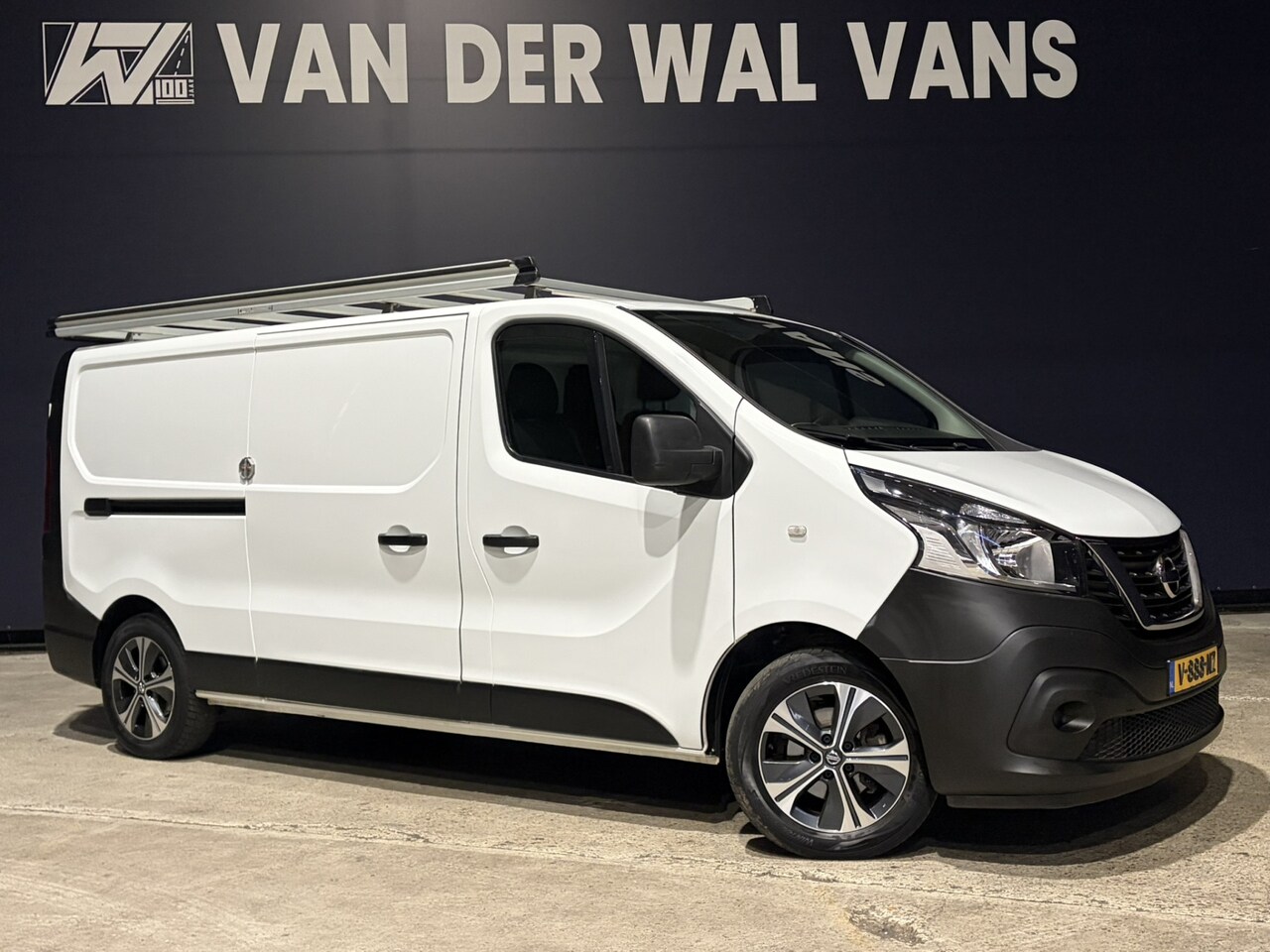 Nissan nv300 - 1.6 dCi 126pk L2H1 Euro6 Airco | Navigatie | Imperiaal | Trekhaak | Cruisecontrol Parkeers - AutoWereld.nl