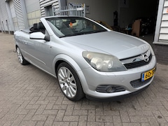 Opel Astra TwinTop - 1.8 Cosmo AIRCO Cabrio. Bij 6-2006. Pak. 7-2027