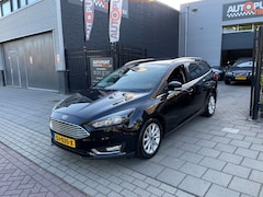 Ford Focus Wagon - 1.0 Titanium 1e Eigenaar Trekhaak Airco PDC NAP APK