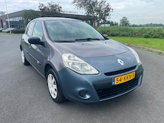 Renault Clio - 1.2 Special Line, 5drs, Airco, Navigatie, Elektr ramen, Radio CD speler, Geen import