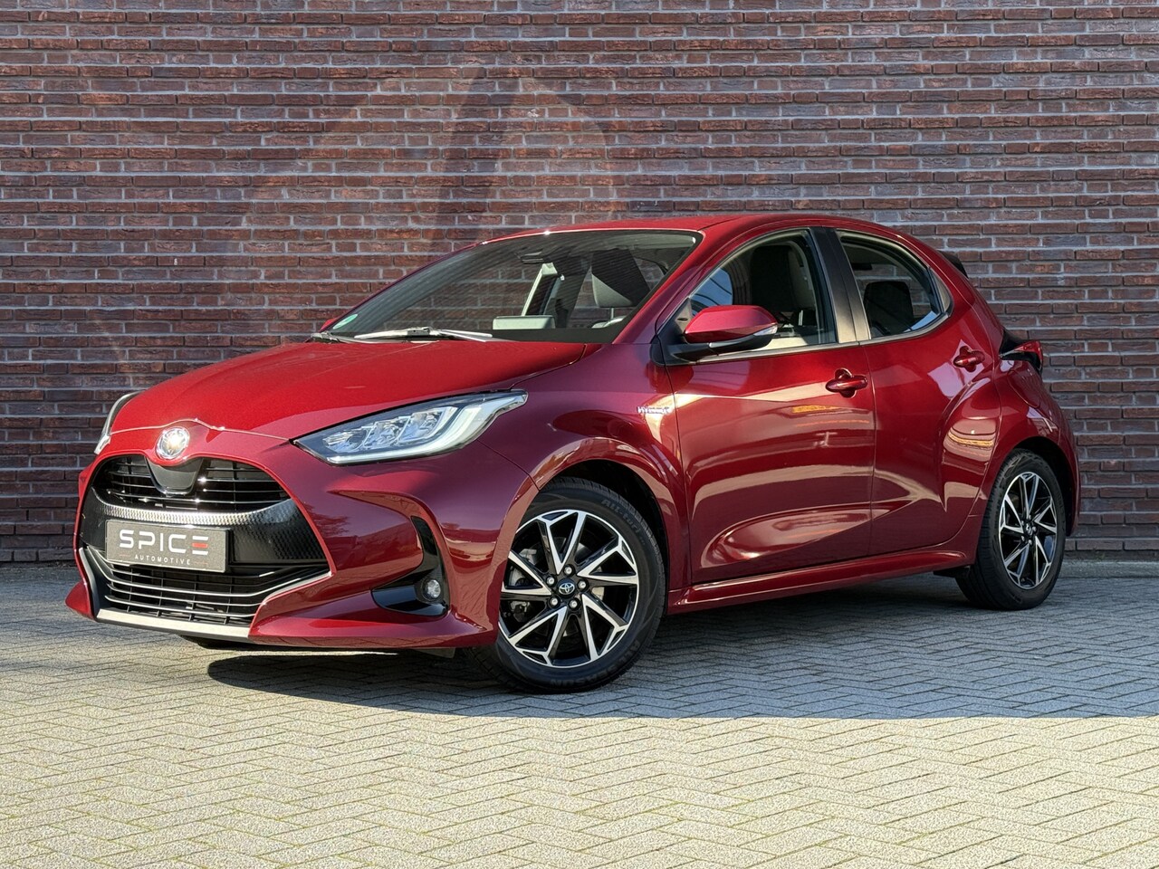 Toyota Yaris - 1.5 Hybrid Dynamic Eerste eigenaar NL Auto NAP - AutoWereld.nl