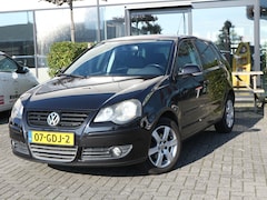 Volkswagen Polo - 1.6-16V Comfortline AUTOMAAT 94658 KM
