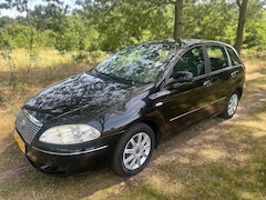 Fiat Croma - 2.2-16V Dynamic apk t/m 11-06-2027