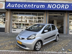 Toyota Aygo - 1.0-12V + NAP | Elektrische ramen | centrale vergrendeling met afstandsbediening | Radio c