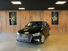 Audi A3 Sportback - 40 e-tron Advance Sport l Virtual l Stoel verwarming l Led l Navi