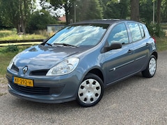 Renault Clio - 1.2-16V Authentique|Airco|5 deurs|Nieuwe apk