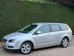 Ford Focus Wagon - 1.8-16V Ambiente Flexifuel /CRUISE/AIRCO/PDC/S-VRWRMNG/RIJDTSUPER/
