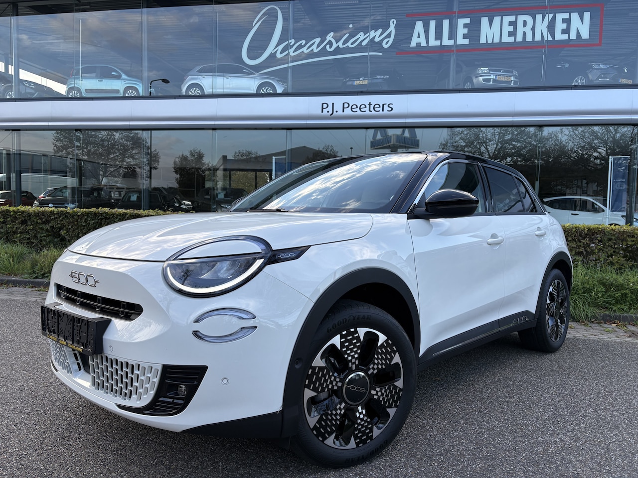 Fiat 600 - 1.2 Hybrid la prima Achteruitrijcamera - Airco - Apple carplay - Navigatie - Parkeersensor - AutoWereld.nl