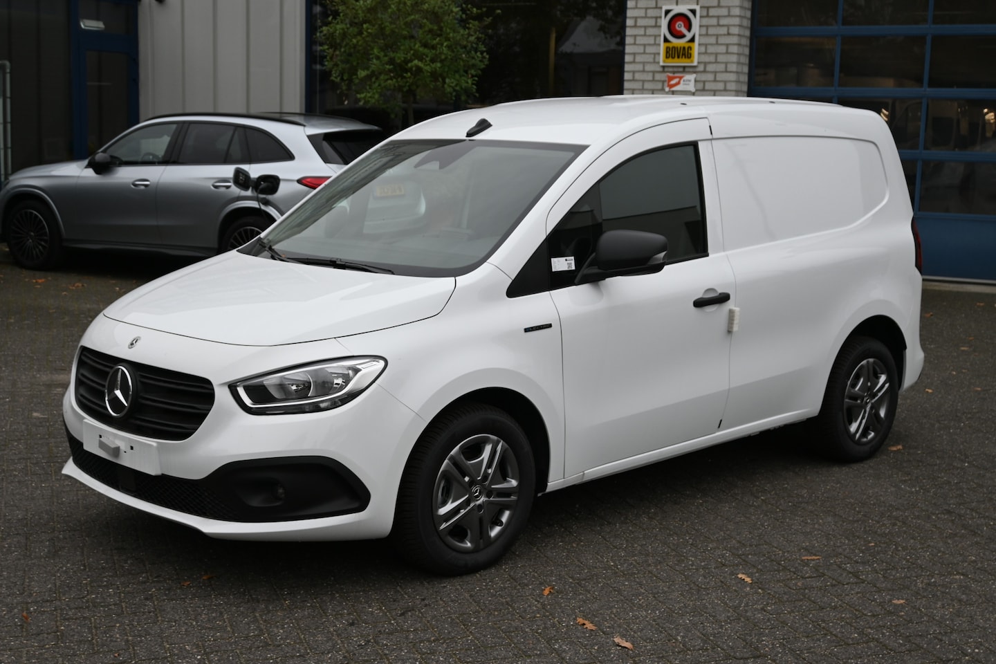 Mercedes-Benz eCitan - 112 Pro L1 51 kWh Snellader AC 22kW/DC 75kW, All Season banden, Etc. - AutoWereld.nl