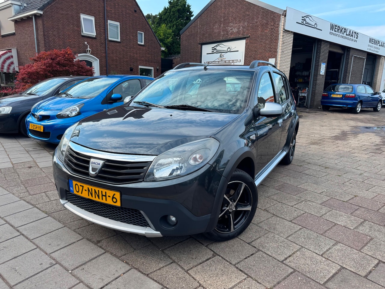 Dacia Sandero Stepway - 1.6 Nw KOPPELING SET/DEALER ONDERHOUDEN/NW APK - AutoWereld.nl