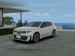 BMW iX3 - 40 eDrive / Panoramadak / 3D Head-Up / M Sportstoelen / Stuurverwarming / Harman Kardon