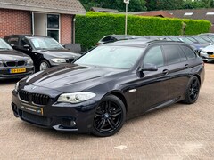 BMW 5-serie Touring - 520i High Executive M Sport|Nieuwe Ketting|19 inch M|Pano dak|Leder|Xenon|Climate control|
