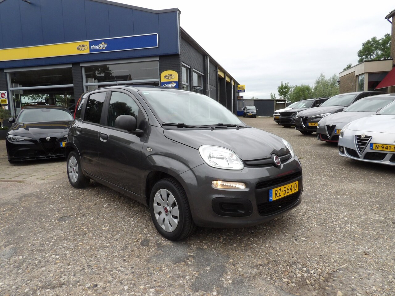 Fiat Panda - 0.9 TwinAir Popstar / Rijklaarprijs - AutoWereld.nl