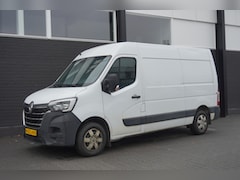 Renault Master - 2.3 dCi 135PK L2H2 EURO 6 - Airco - Navi - Cruise - €16.950, - Excl