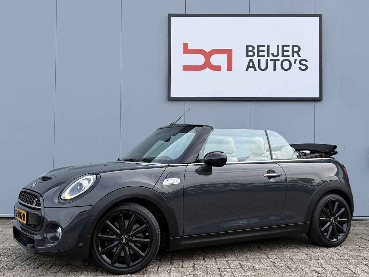 MINI Cabrio - 2.0 Cooper S Chili Automaat Apple Carplay/PDC/17inch. - AutoWereld.nl
