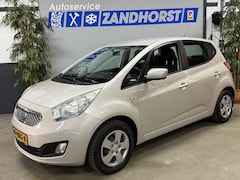 Kia Venga - 1.4 CVVT Seven // Airco // Navi // Cruise