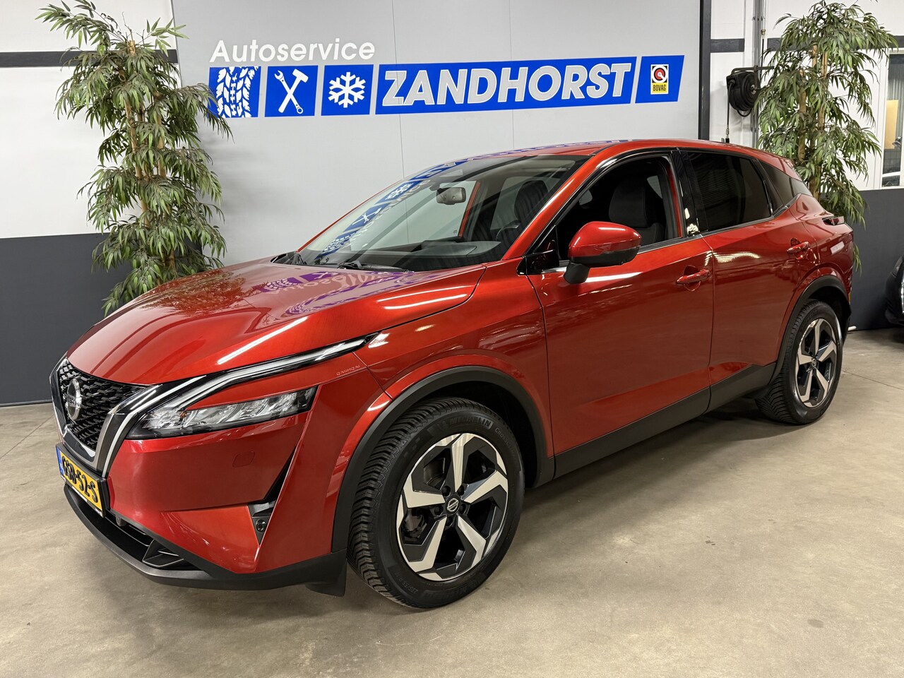 Nissan Qashqai - 1.3 MHEV Xtronic N-Connecta // Camera // Autom // Led - AutoWereld.nl