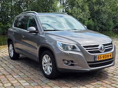 Volkswagen Tiguan - 2.0 TSI Sport&Style 4Motion Automaat volledig dealer onderhouden navigatie cruis control p