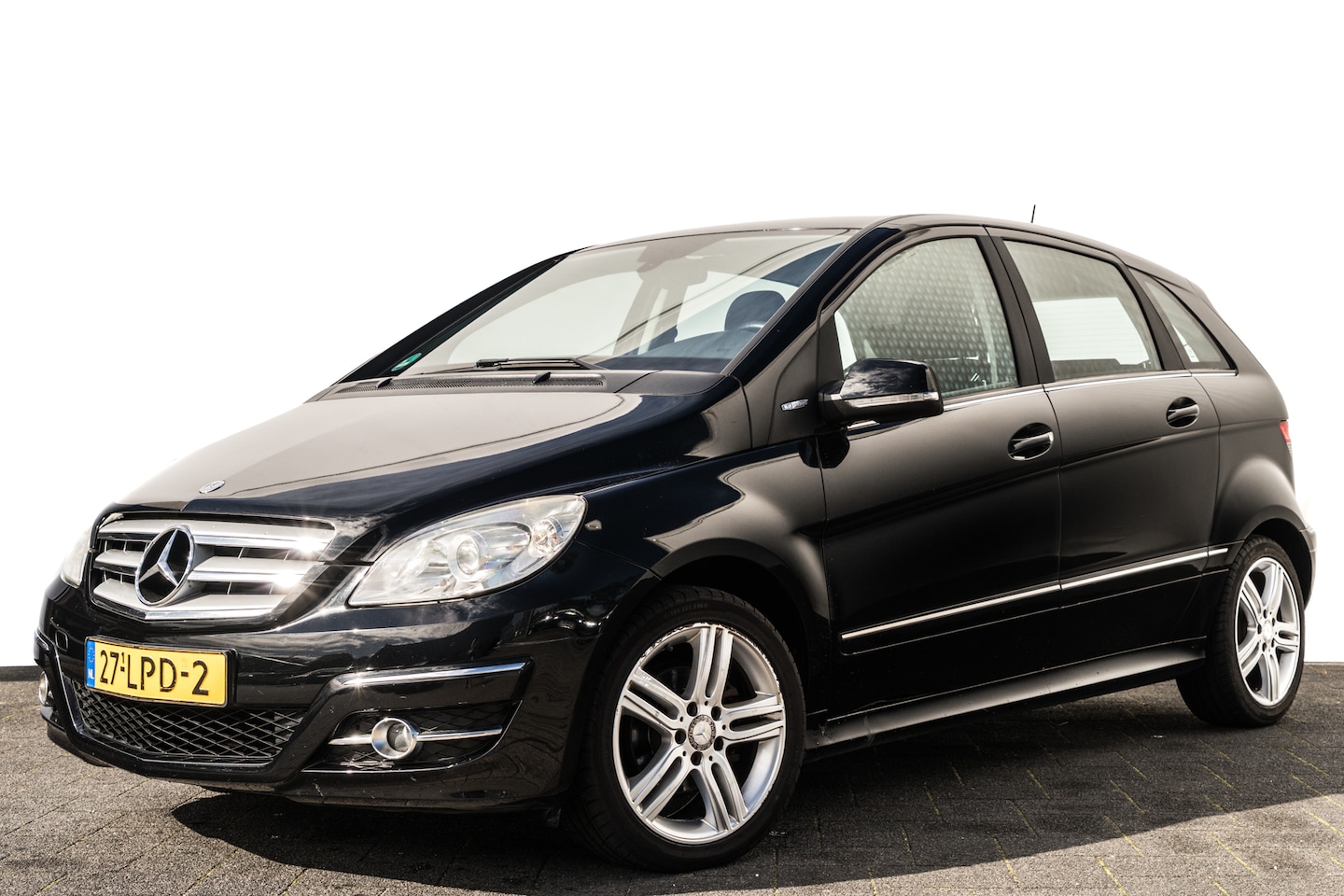 Mercedes-Benz B-klasse - 160 BlueEff. Bus. | Airco | Org. NL | 17 inch LMV | Elek. Ramen - AutoWereld.nl