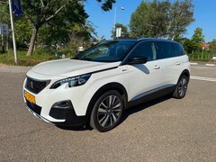 Peugeot 5008 - 1.6 e-THP GT-Line met alle denkbare optie's