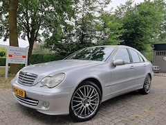 Mercedes-Benz C-klasse - 200 K. 163PK Airco Leder Sportvelgen