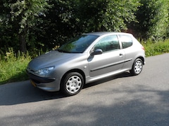 Peugeot 206 - 1.4 X-line