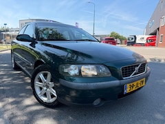 Volvo S60 - 2.4 Edition AUTOMAAT BJ 2002 AIRCO/APK NIEUW/YOUNGTIMER/LAGE KM STAND/NL AUTO