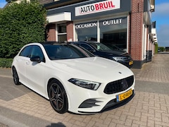 Mercedes-Benz A-klasse - 180 Business Solution AMG Aut.|Schuifd.|18 Inch|Navi|Camera|Virual Cockp|NL-auto
