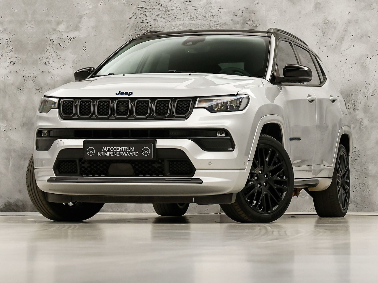 Jeep Compass - 4xe 240 Plug-in Hybrid Electric S 240Pk Automaat (APPLE CARPLAY, SOH 88,2%, 360 CAMERA, LE - AutoWereld.nl