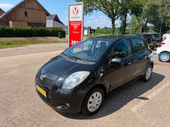 Toyota Yaris - 1.3 VVTi Sol